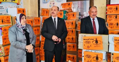قوافل "أمان ورحمة" بالإسكندرية توزع 1250 كرتونة غذائية بالمناطق الأكثر احتياجا