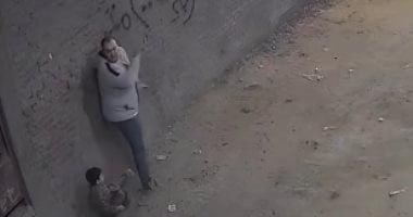 إصابة أب ونجله بخرطوش وأسلحة بيضاء بالقليوبية.. شقيق الضحية يروى التفاصيل