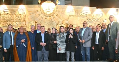محافظ البحيرة تفتتح ميدان محطة السكة الحديد بدمنهور بعد تطويره