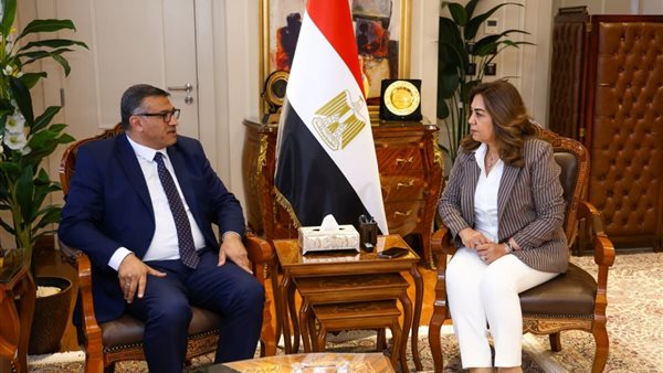 وزيرة التنمية المحلية: لا تهاون مع مخالفات البناء.. وتسريع وتيرة مشروعات "حياة كريمة" بقنا
