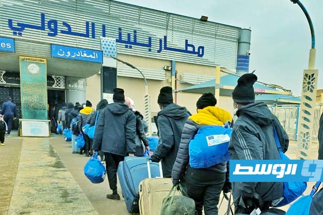 إعادة 181 مهاجرًا من بنغازي إلى لاغوس