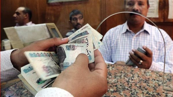 أزمة المعاشات قبل العيد، مطالبات برلمانية بحل "بطء السيستم" وتسهيل الصرف