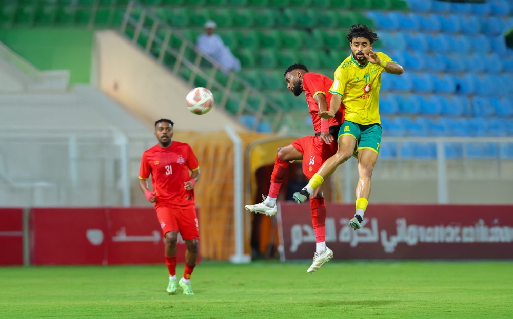 بعد أن أحرز اللقب الخامس6 سنوات ذهبية للفريق الكروي الأول بنادي السيب
