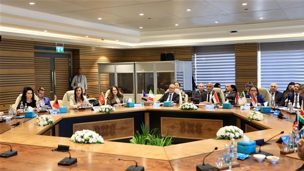 وزير التعليم ونظيره الإيطالي يشاركان بمائدة مستديرة لبحث مستقبل المهارات ورأس المال البشري
