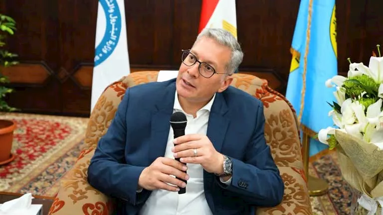 وزير البترول: حوافز للحفر الأفقي والتكسير لزيادة إنتاج النفط