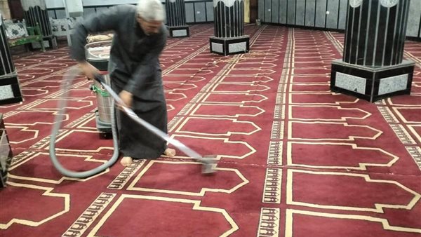 أوقاف سوهاج تواصل حملة النظافة بالمساجد استعدادًا لشهر رمضان المبارك