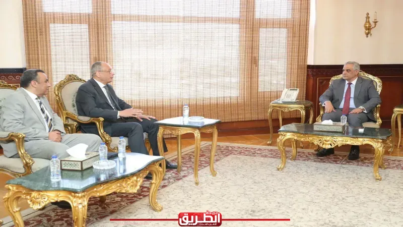 وزير الدولة للإنتاج الحربي يلتقي رئيس هيئة الرقابة على الصادرات والواردات