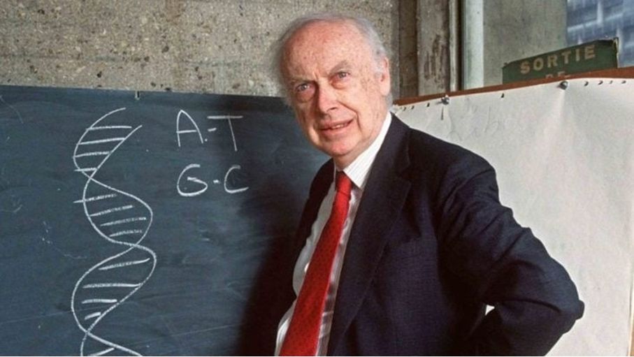 صور لرائد الحمض النووي جيمس واتسون مع فتيات في منزل جيفري إبستين