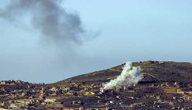 «القاهرة الإخبارية»: جيش الاحتلال يعلن استهداف 3 مراكز قيادة تابعة لحزب الله في لبنان