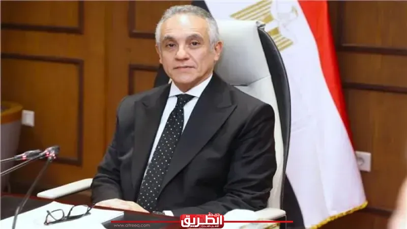 بينها”تراخيص البناء والمحال” .. تعليق خدمات حكومية للممتنعين عن سداد النفقة (إنفوجراف)