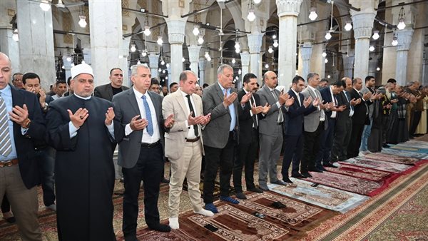 محافظ الغربية يشهد احتفال ليلة القدر بالمسجد الأحمدي في طنطا