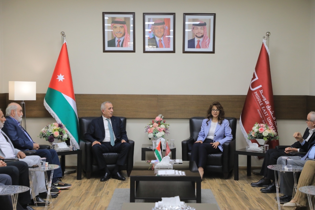 وزير الثقافة الرواشدة من مهرجان "الشرق الأوسط": أهمية توظيف الفن والسينما في إبراز السردية الأردنية وقيمها