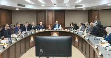 محافظ الجيزة يعقد اللقاء الأسبوعى مع المواطنين لبحث الشكاوى