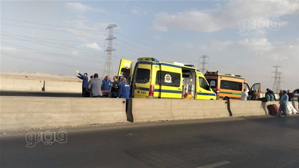 إصابة 8 ركاب إثر حادث انقلاب ميكروباص قبل نفق سنور ببني سويف (صور)