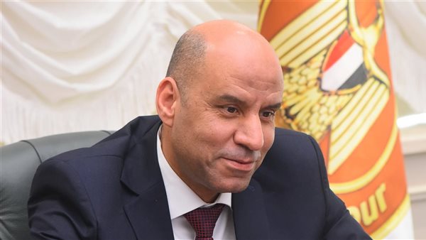 أبرزها بناء منظومة حديثة قادرة على الابتكار، رسائل وزير العمل إلى المديريات (صور)