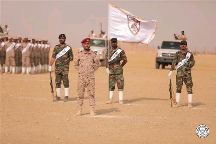 قوات حضرمية تباشر عملية دمج عناصرها ضمن وزارتي الدفاع والداخلية