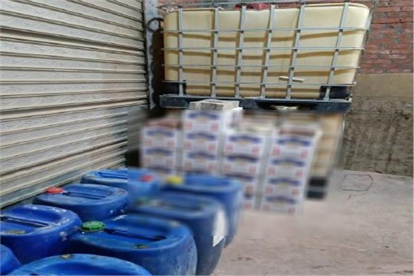 ضربة تموينية بالقليوبية.. ضبط 5 أطنان منظفات مغشوشة بالخانكة