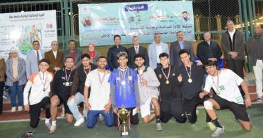 رئيس جامعة بنها يشهد ختام منافسات الدورة الرمضانية لخماسى القدم وثلاثي السلة