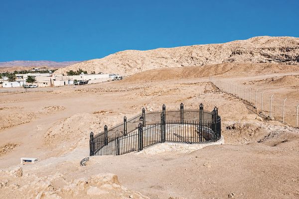بئر السعيدني.. منحوتة في الصخر ومصدر للماء