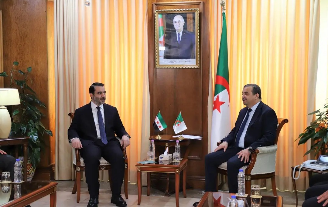 سوريا والجزائر تبحثان توسيع الشراكة في النفط والغاز والتكرير