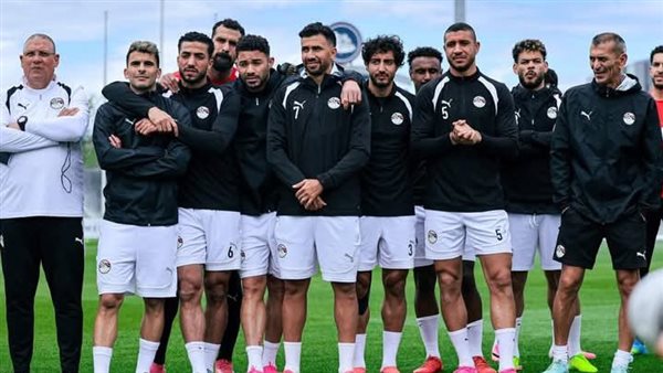 محاضرة لمنتخب مصر لشرح تعديلات وقوانين التحكيم الجديدة في كأس العالم