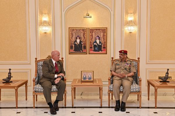 رئيسُ أكاديميّة الدّراسات الاستراتيجيّة والدفاعيّة يستقبلُ وفد جامعة الدفاع الوطني الأمريكية