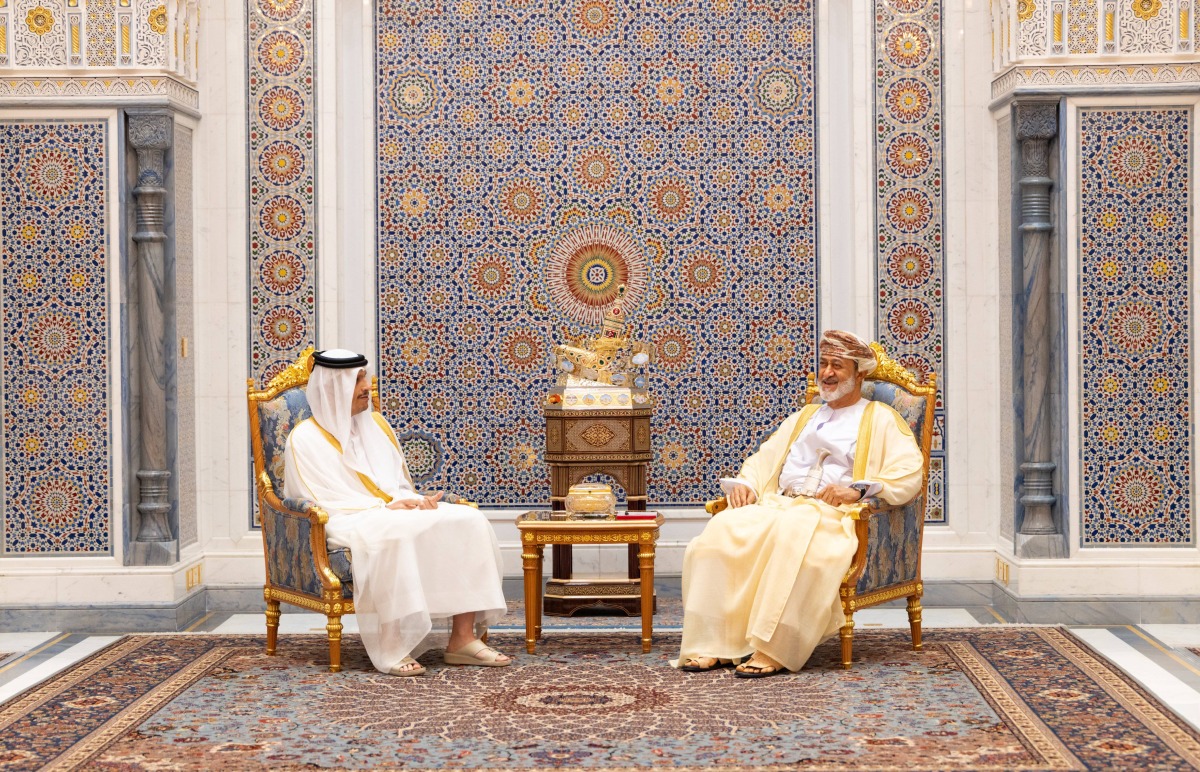 ‫ سلطان عُمان يستقبل رئيس مجلس الوزراء وزير الخارجية