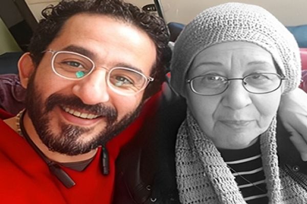 وفاة والدة الفنان المصري أحمد حلمي