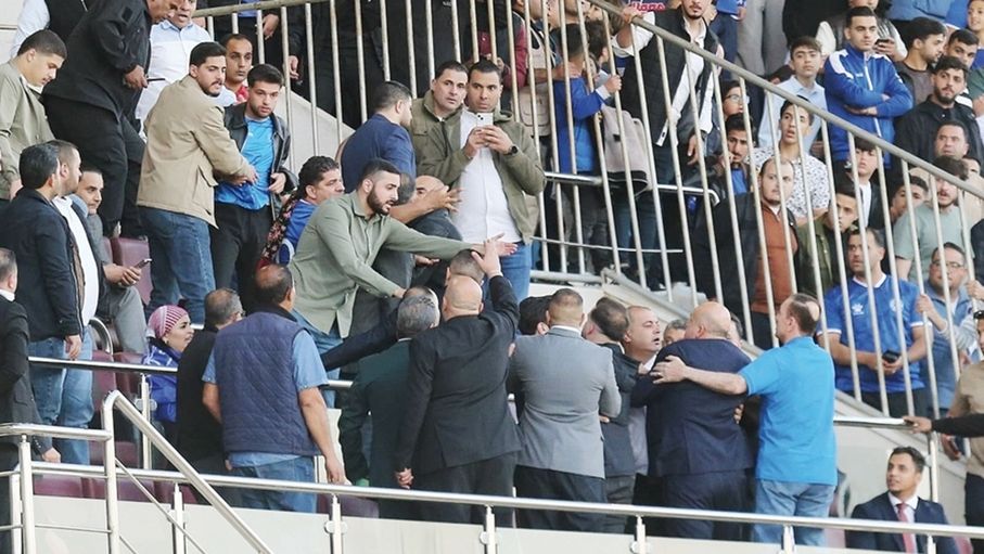 أزمة نهائي الكأس تضع "دائرة التحكيم" أمام انتقادات جديدة