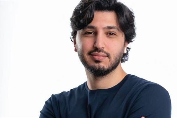 العودة إلى المستشفى.. وعكة صحية جديدة للمطرب محمد فضل شاكر
