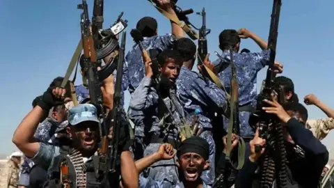 اليمن.. قوات الزرانيق توقف تقدمًا حوثيًا في جبهة حيس جنوبي الحديدة