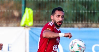 الأهلي يترقب رد الخبير الألماني على أشعة كريم فؤاد