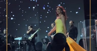 حضور جماهيرى كبير فى حفل أنغام على مسرح الأرينا