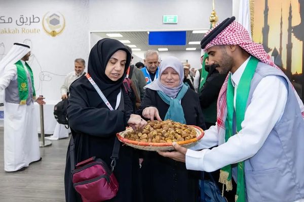 وصول أوائل ضيوف "طريق مكة" إلى المدينة المنورة