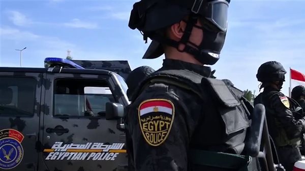 أخبار الحوادث اليوم: مصرع عنصرين إجراميين وضبط مخدرات وأسلحة بـ 91 مليون جنيه.. قرار قضائي جديد في محاكمة المتهم بالتعدي على فرد أمن التجمع الخامس.. ومقتل مدرس وجاره بطلقات نارية في قنا