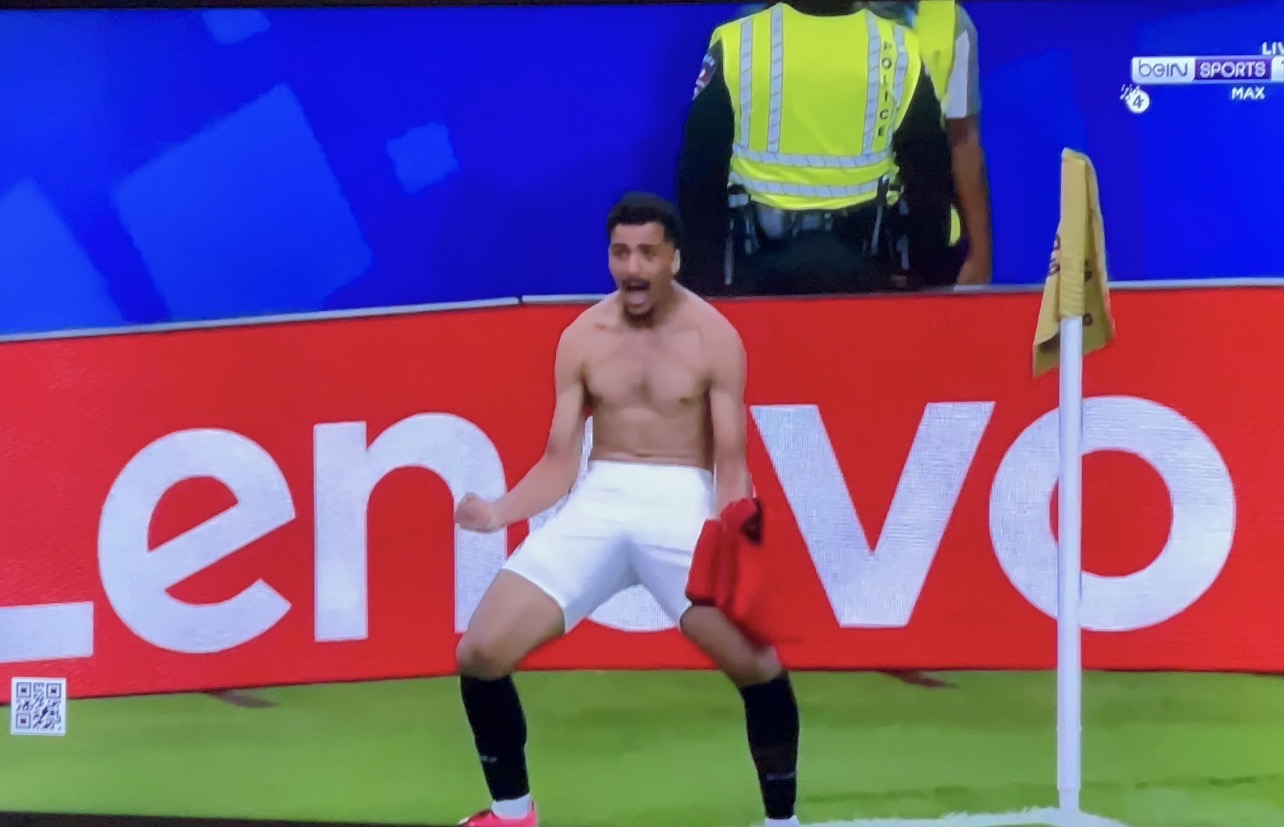 مصر تبلغ ثمن نهائي كأس العالم بعد إسقاط أستراليا بركلات الترجيح