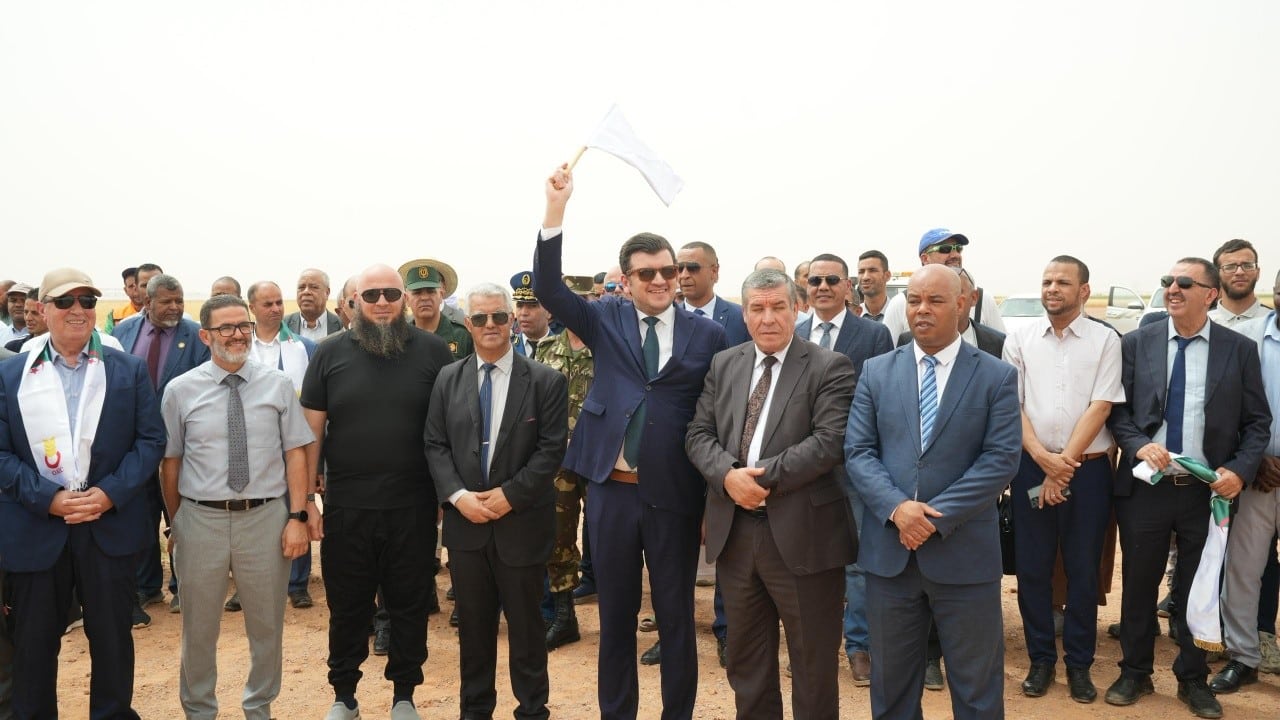 انطلاق موسم الحصاد والدّرس من ولاية تيميمون