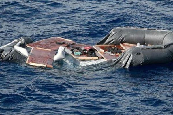 العثور على جثث لمهاجرين إثر انقلاب قارب في اليونان