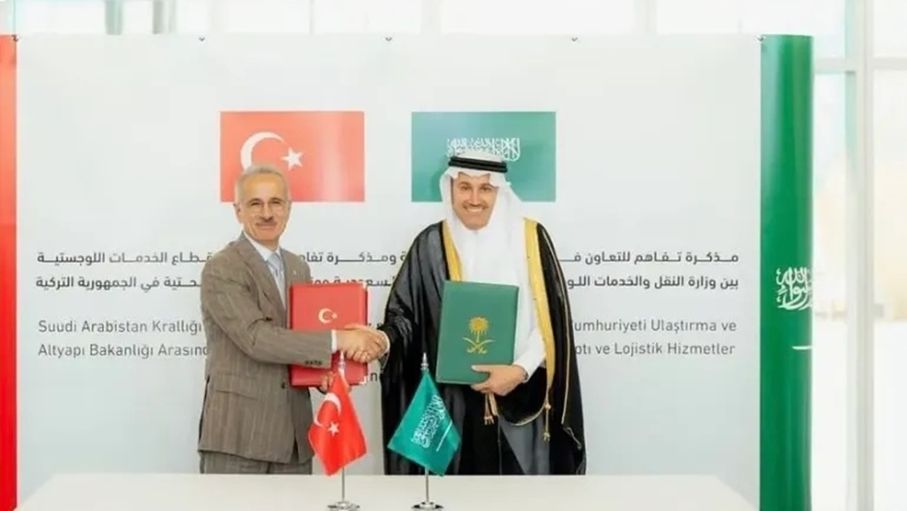 يديعوت أحرونوت: ممر تجاري عبر الأردن بين تركيا والسعودية يقلق "إسرائيل"