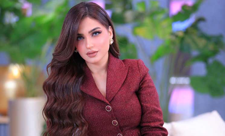 ياسمين عز تثير الجدل بتصريحات صادمة حول سر نضارة بشرتها- (فيديو)