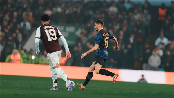 أستون فيلا يفوز على ليل 0/2 ويتأهل لدور الـ8 في الدوري الأوروبي