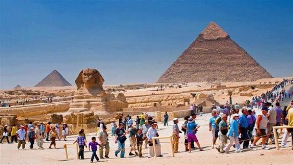 الغرف السياحية: مصر تحافظ على استقرار الحركة السياحية، وترقب حذر في الأسواق