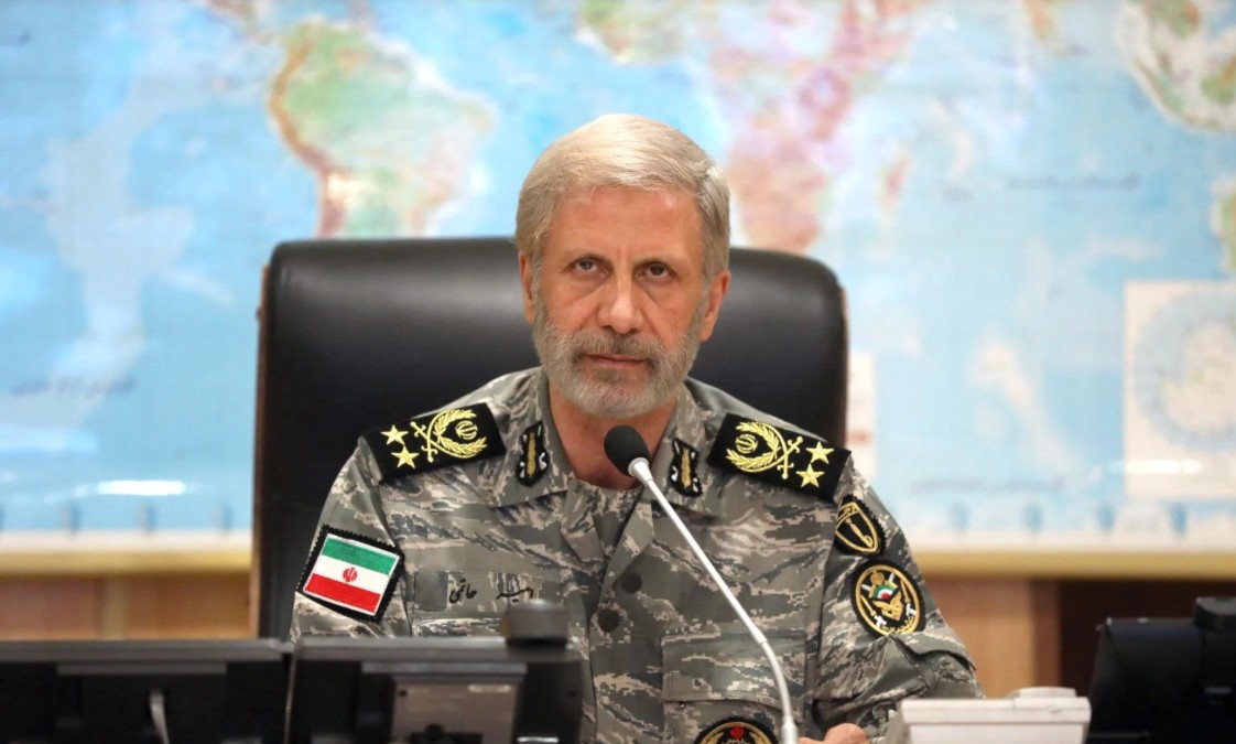 اللواء حاتمي: إيران عصيّة وجيشها على جهوزية كاملة لردع أي تهديد