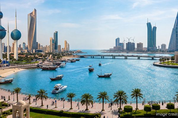 سلطنة عُمان تُدين الاعتداءات على البحرين والكويت وتؤكد تضامنها الكامل معهما