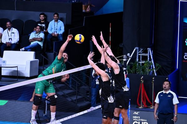 مُنتخبُنا الوطني الأول للكرة الطّائرة يُنهي مشاركته الآسيوية بفوزه على نيوزيلندا