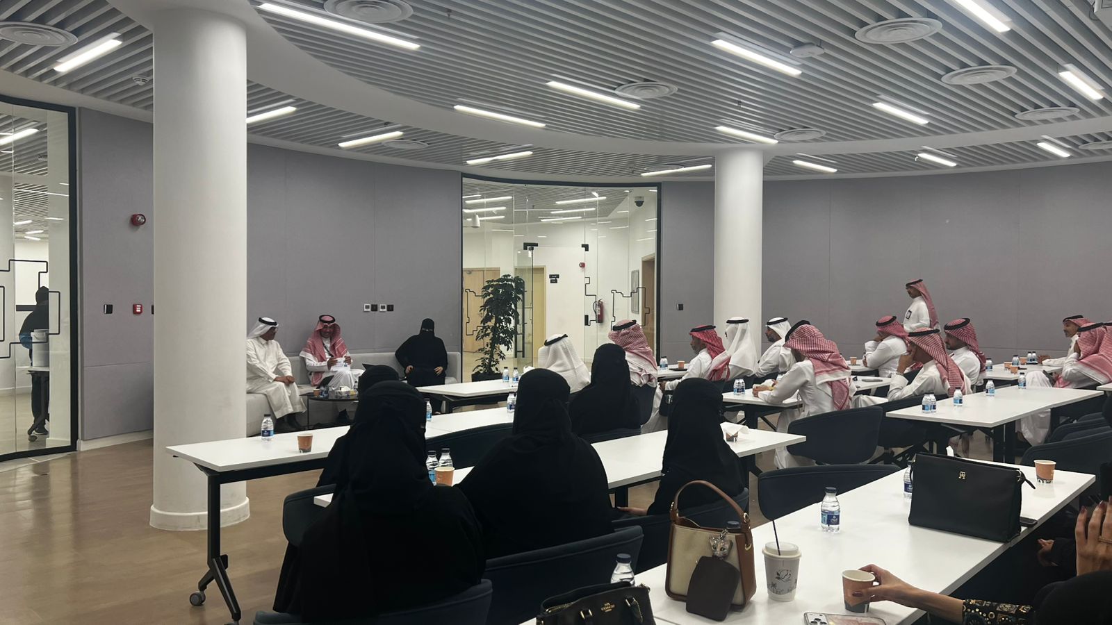 بمناسبة اليوم العالمي للتنوع الثقافي : المتحدثون يشيدون بدور المملكة في تعزيز الحوار الحضاري و التنمية الثقافية