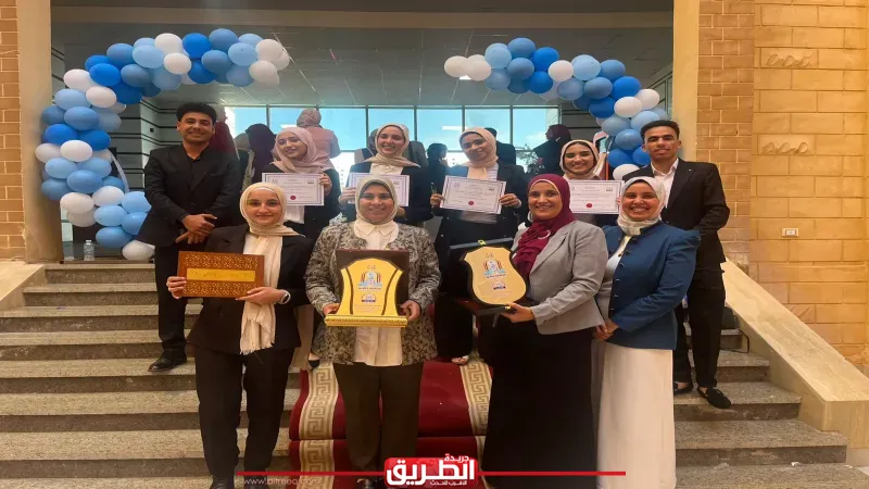 طلاب تمريض دمنهور الأهلية يحصدون 3 مراكز متقدمة بمنتدى القيادة الرقمية