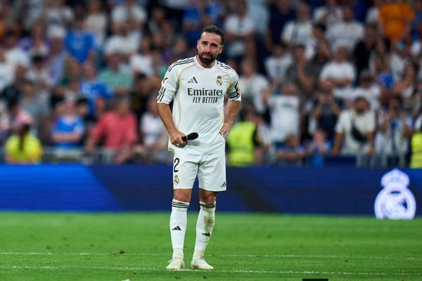 جماهير ريال مدريد تودع كارفاخال وألابا