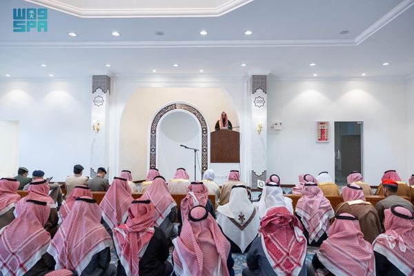 المصلون يؤدون صلاة الاستسقاء في جميع مناطق المملكة