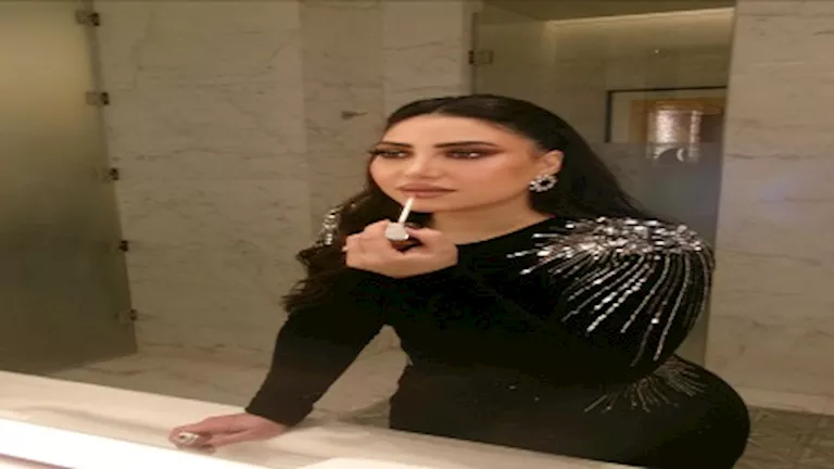 أحدث جلسة تصوير ساحرة لـ بوسي تخطف بها الأنظار